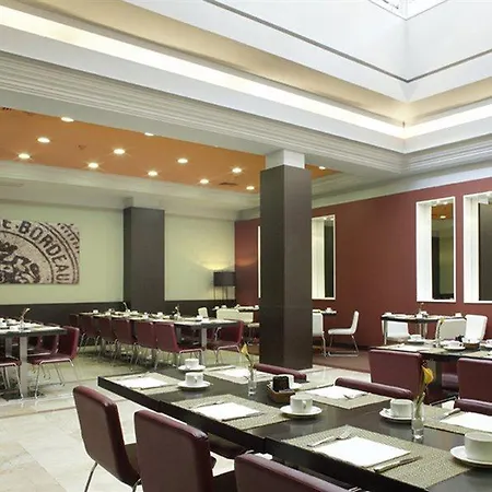 Ilunion Suites Madrid 